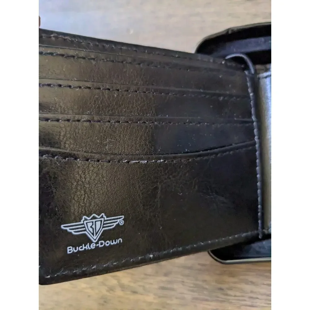 New Buckle-Down Men's Bi-fold Wallet - Mello Yello Design Faux Leather **READ